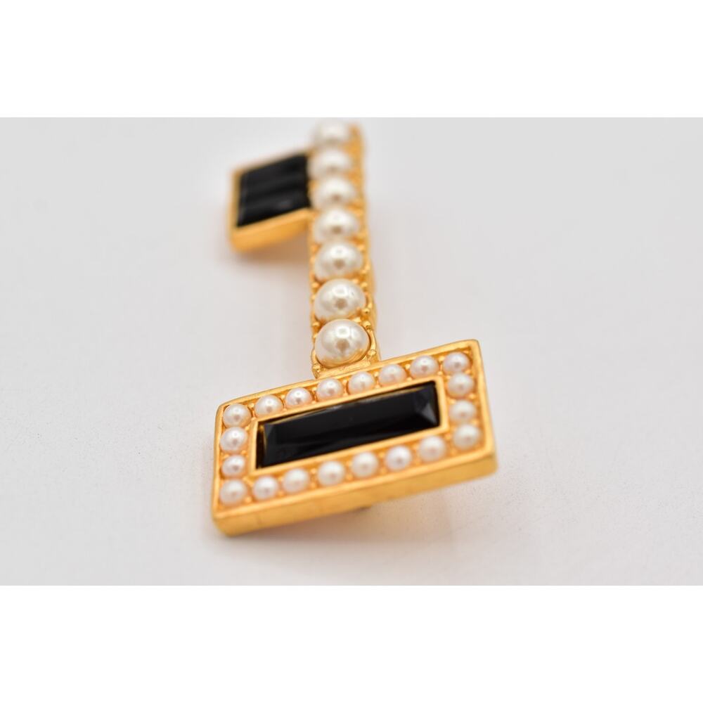 Karl Lagerfeld Vintage Key Brooch Pearl Black Crystal Gold Runway Signed Bin5B - Picture 5 of 12